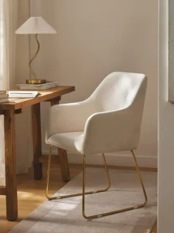Silla con reposabrazos de terciopelo Isla