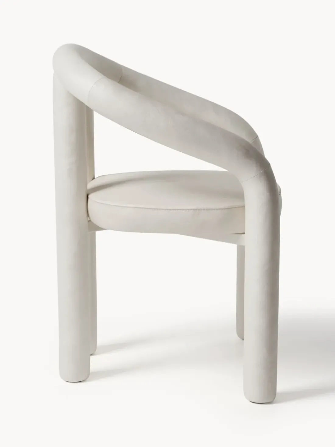 Silla con reposabrazos de terciopelo Calan