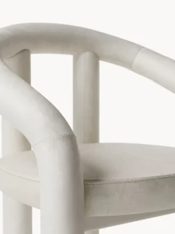 Silla con reposabrazos de terciopelo Calan