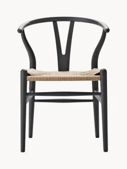 Silla de madera con asiento tejido a mano CH24