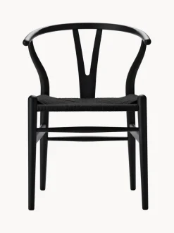 Silla de madera con asiento tejido a mano CH24
