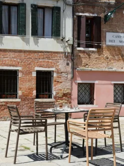 Sillas de jardín apilables con reposabrazos Doga, 2 uds.