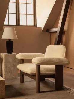 Sillón de lana y madera de roble Brasilia