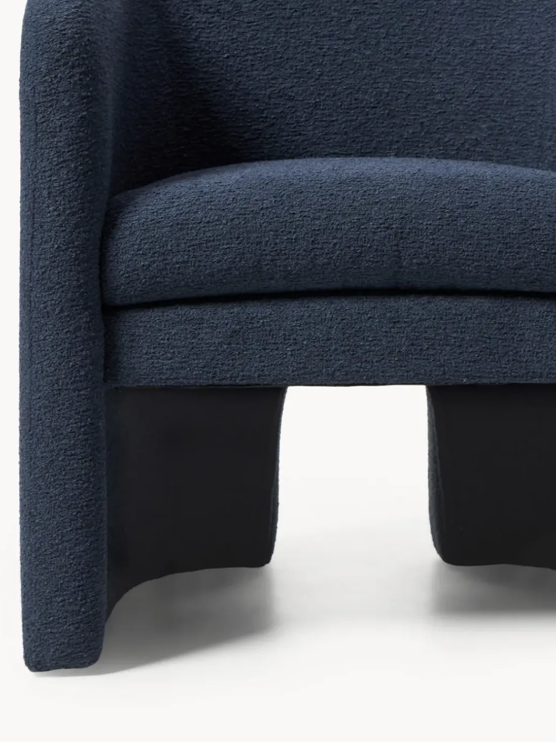 Sillón en tejido bouclé Mairo