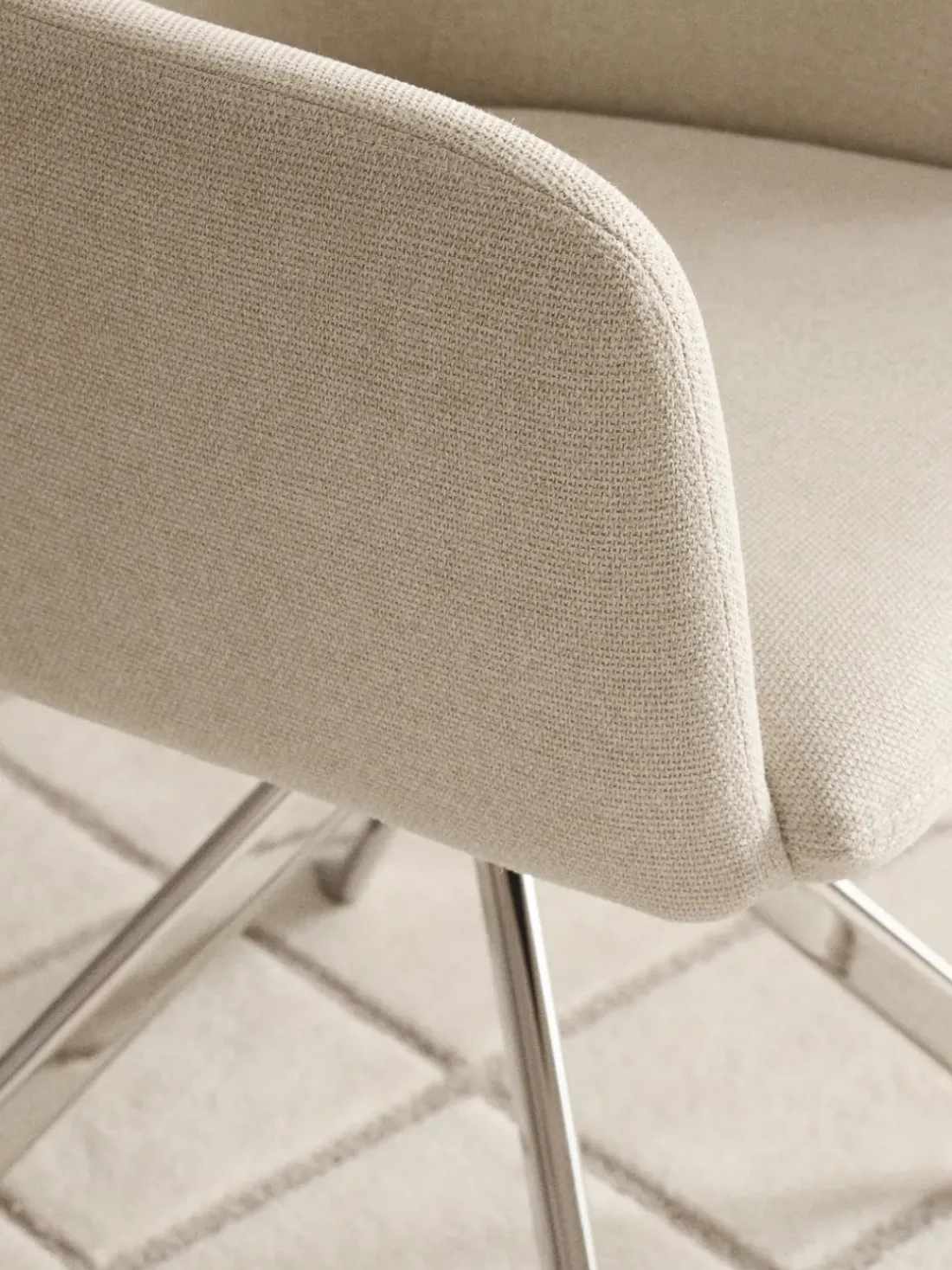 Sillón giratorio con reposabrazos Isla