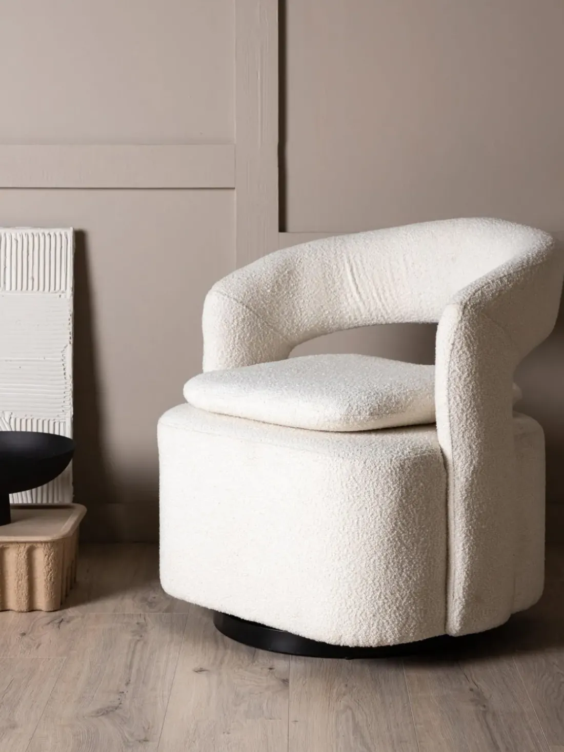 Sillón giratorio en tejido bouclé Laurel