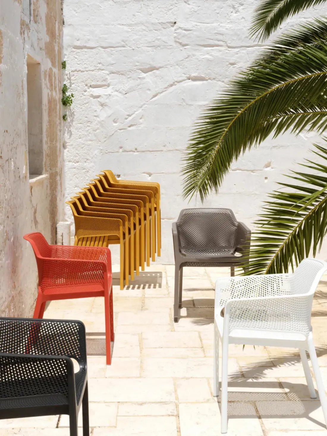 Sillones de jardín apilables con reposabrazos Net, 2 uds.