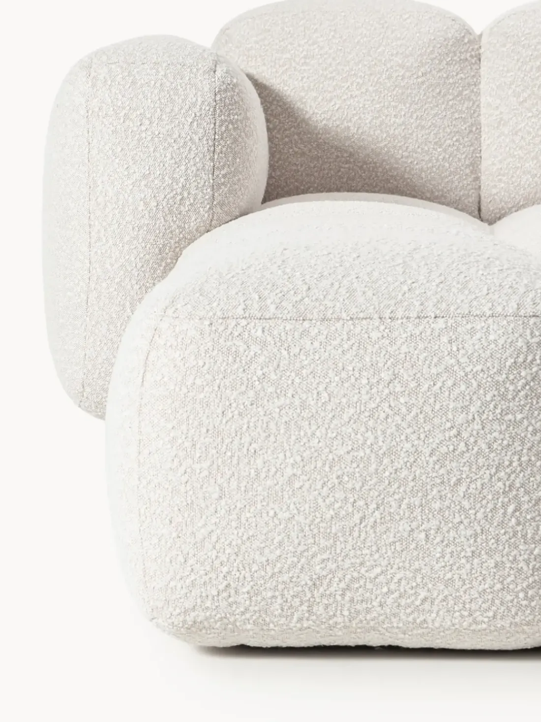 Sofá modular en tejido bouclé con reposapiés Tayla (3 plazas)
