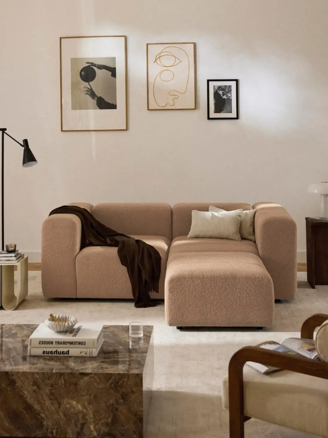 Sofá modular en tejido bouclé con reposapiés izquierdo/derecho Lena (3 plazas)