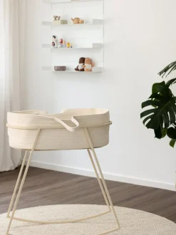 Soporte para moisés artesanal Korsina