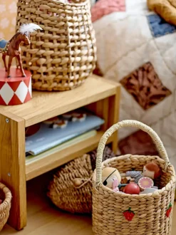 Taburete infantil de madera de roble Bas