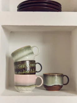 Taza artesanal con esmalte reactivo 70's
