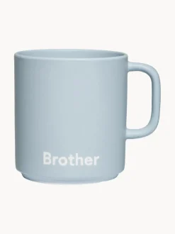 Taza de diseño con letras Favourite BROTHER