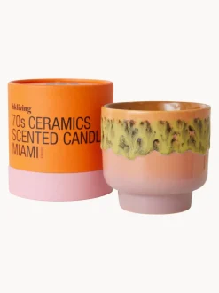 Vela perfumada artesanal de dos mechas 70´s (rosas y vainilla)