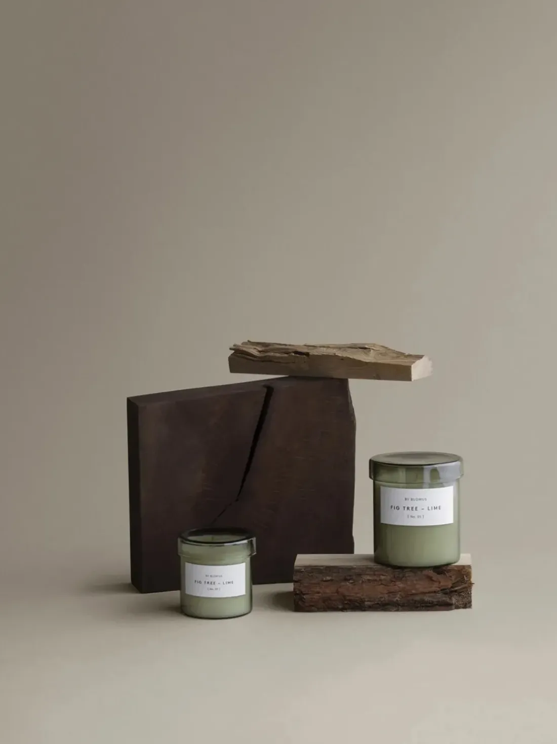 Vela perfumada Valoa (madera de cedro, higuera y lima)