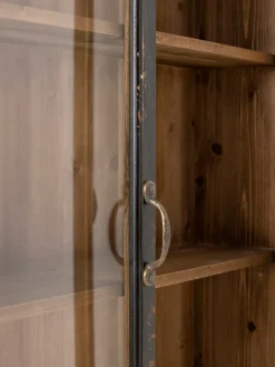 Vitrina de madera Hazem